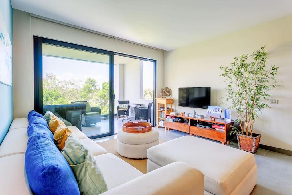 Golfers' Paradise At Nick Price Residences! Appartamento
